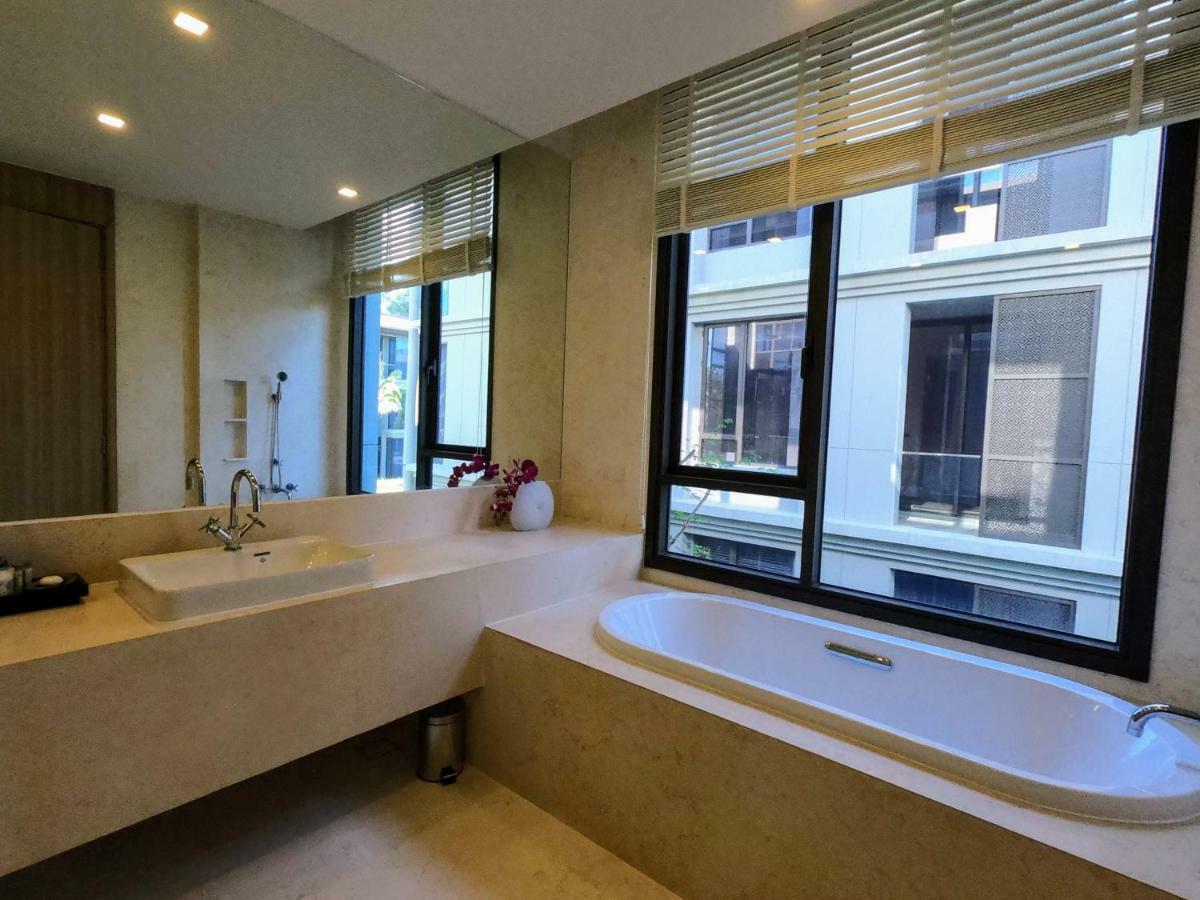 Baan Mai Khao Condo Extérieur photo